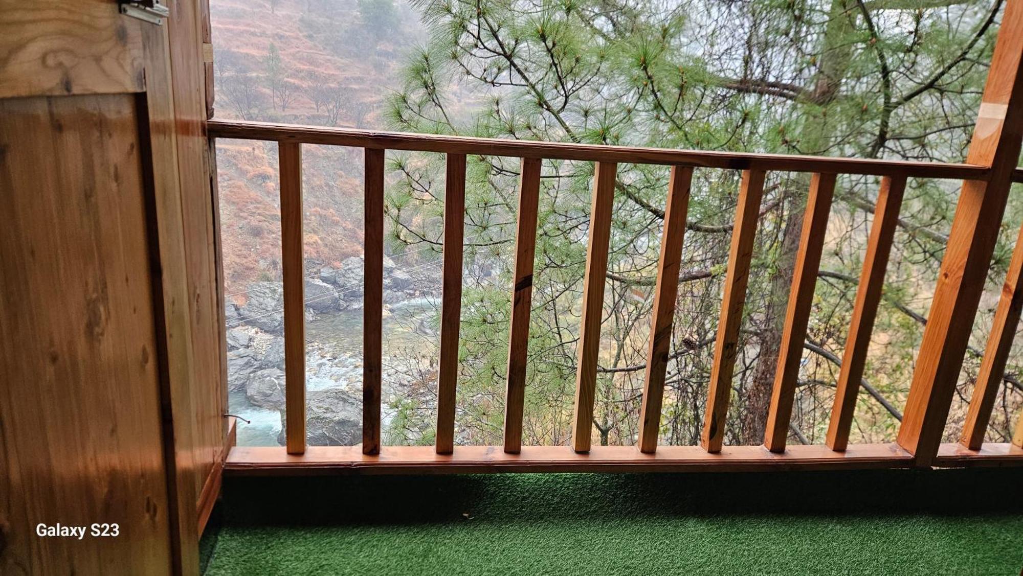 The Fiza Retreat Tirthan Banjār エクステリア 写真