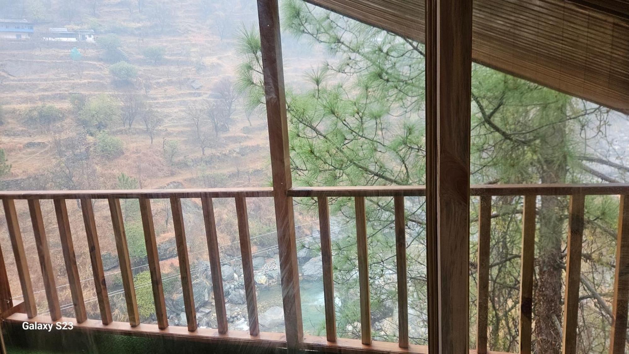 The Fiza Retreat Tirthan Banjār エクステリア 写真