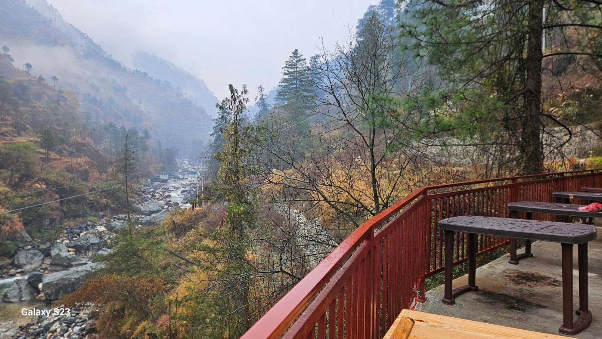 The Fiza Retreat Tirthan Banjār エクステリア 写真