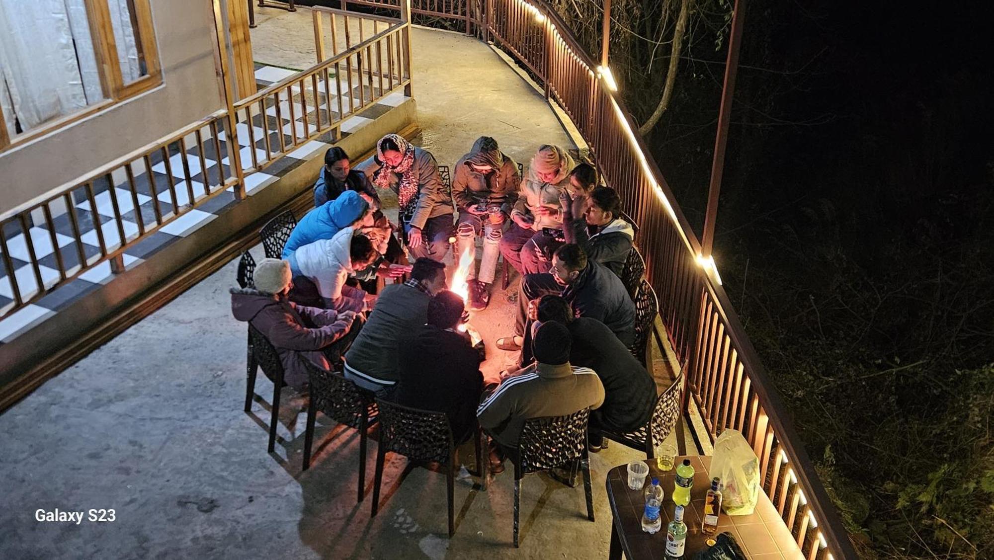 The Fiza Retreat Tirthan Banjār エクステリア 写真